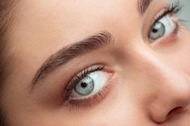 Oberlidstraffung (Schlupflider OP) Hamburg Eyelid Aesthetics PD Dr. Dulz